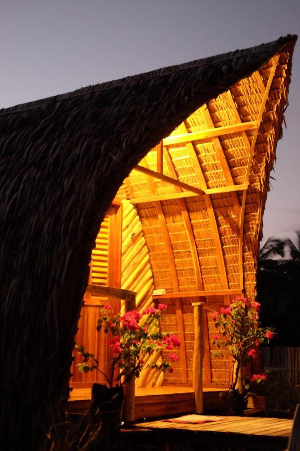 Palayan Paradise Huts Сан-Висенте Экстерьер фото