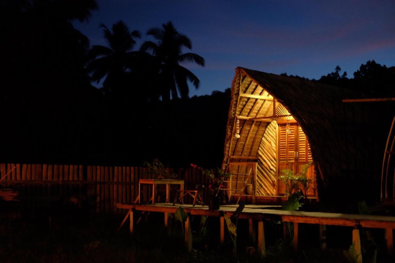 Palayan Paradise Huts Сан-Висенте Экстерьер фото